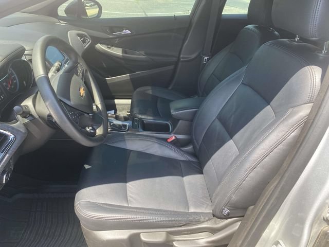 Used 2018 Chevrolet Cruze LT w/ Redline Edition FWD image 11
