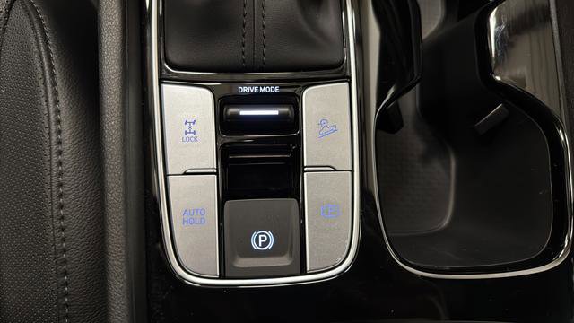 Used 2025 Hyundai Santa Cruz XRT image 16