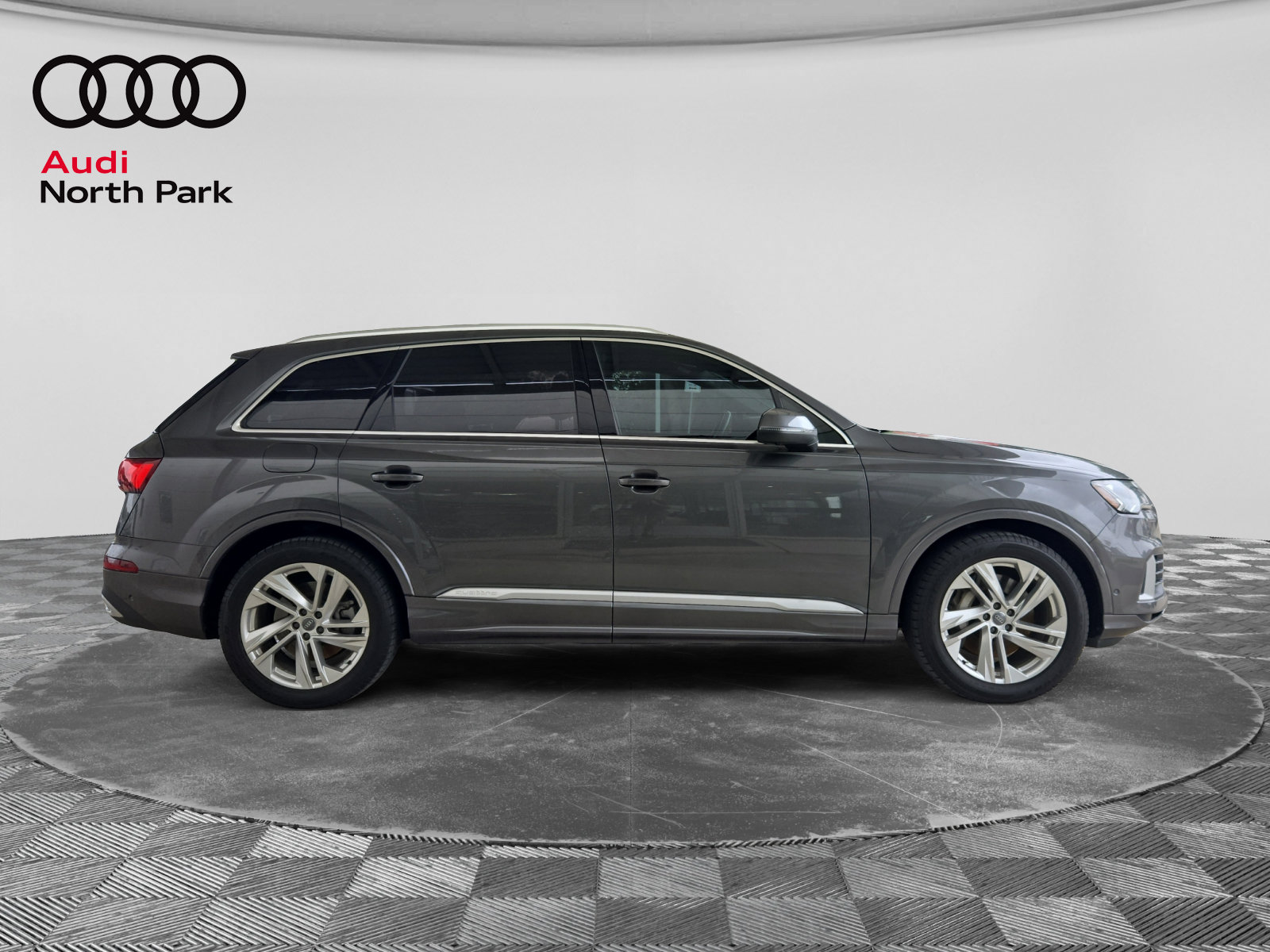 Used 2020 Audi Q7 3.0T Prestige w/ Prestige Package AWD/4WD image 6