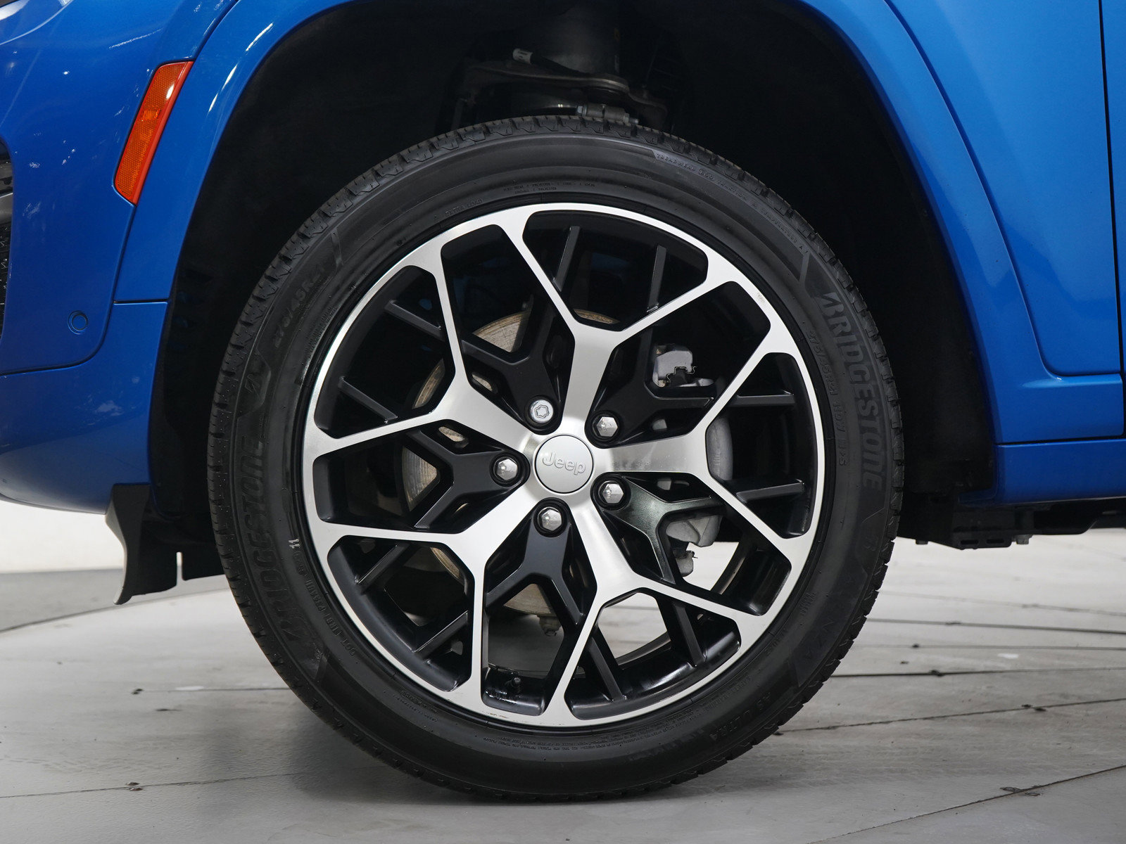 Used 2023 Jeep Grand Cherokee Summit image 33