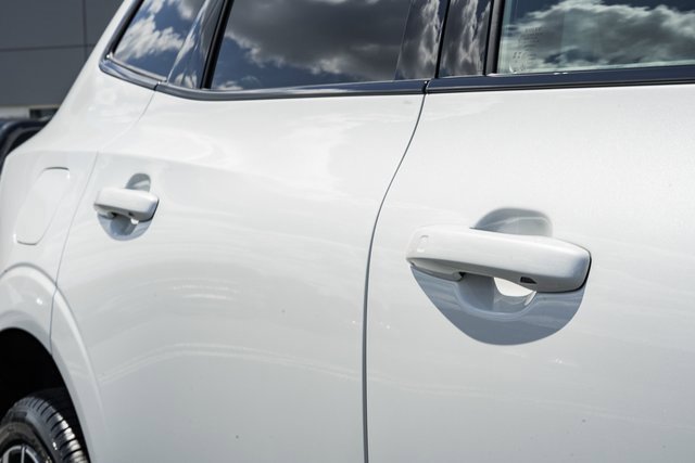 New 2026 Volvo XC60 B5 Ultra w/ Protection Package Premier image 15
