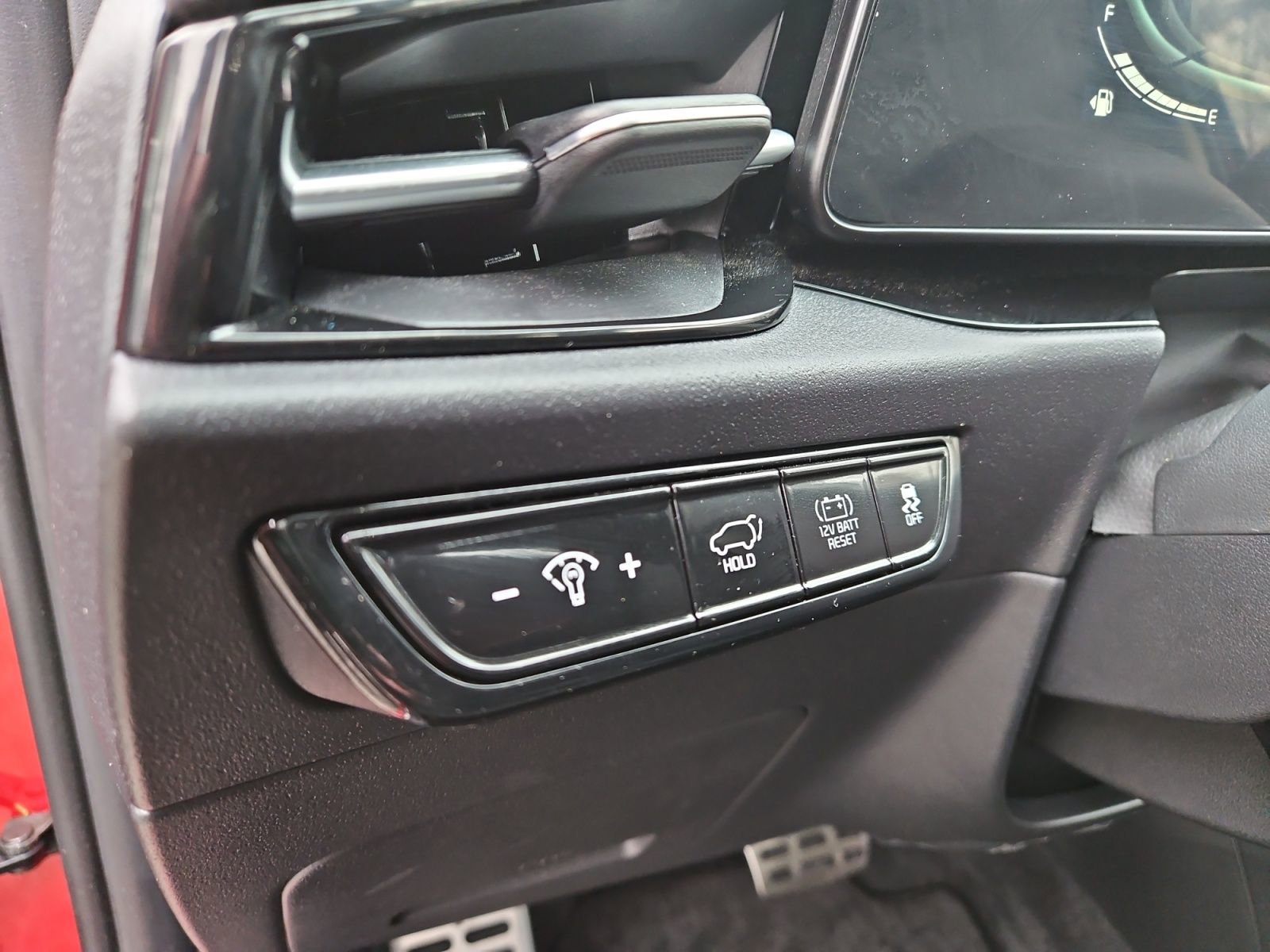 Used 2023 Kia Niro SX Touring image 23