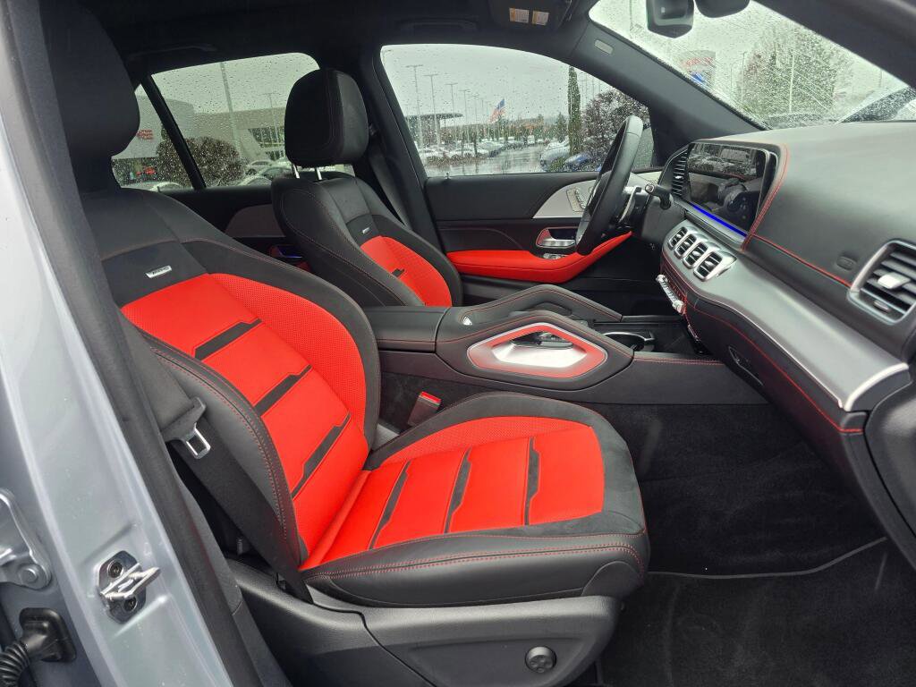 Used 2025 Mercedes-Benz GLE 53 AMG 4MATIC image 27