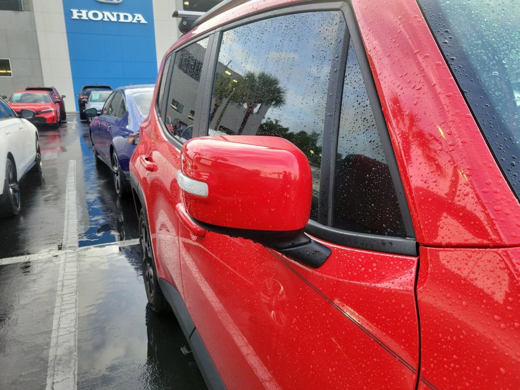 Used 2019 Jeep Renegade Altitude w/ Quick Order Package 2XM image 12