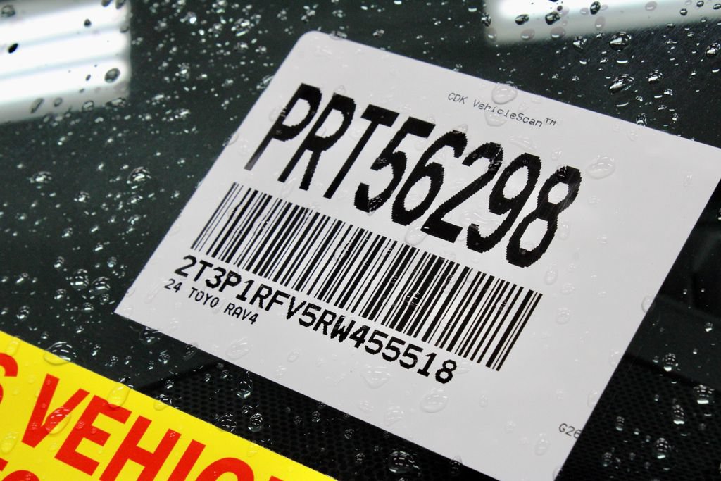Used 2024 Toyota RAV4 XLE AWD/4WD image 34