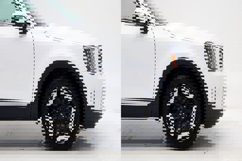 Used 2023 Kia Telluride S w/ S Sunroof Package image 4