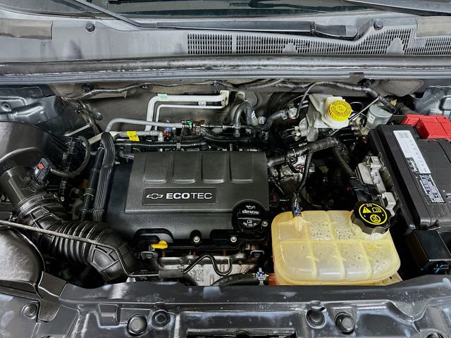 Used 2018 Chevrolet Trax LT w/ Sun & Sound Package image 29