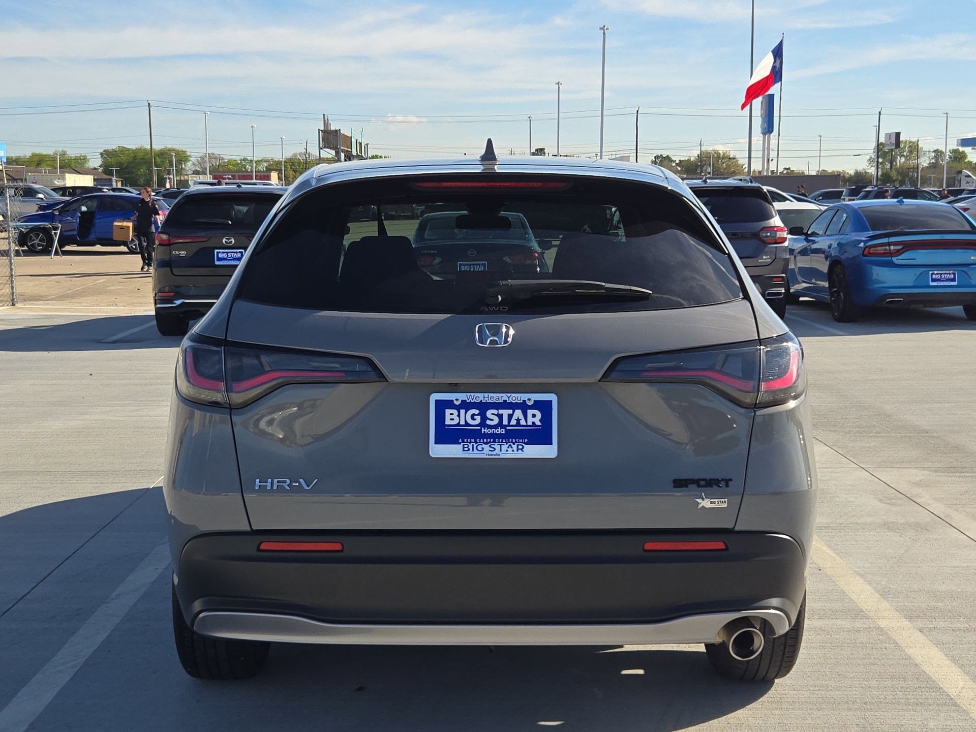 Used 2025 Honda HR-V Sport image 5