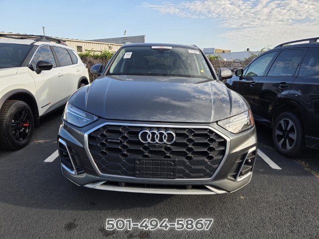 Used 2023 Audi Q5 2.0T Premium Plus w/ Premium Plus Package AWD/4WD image 2