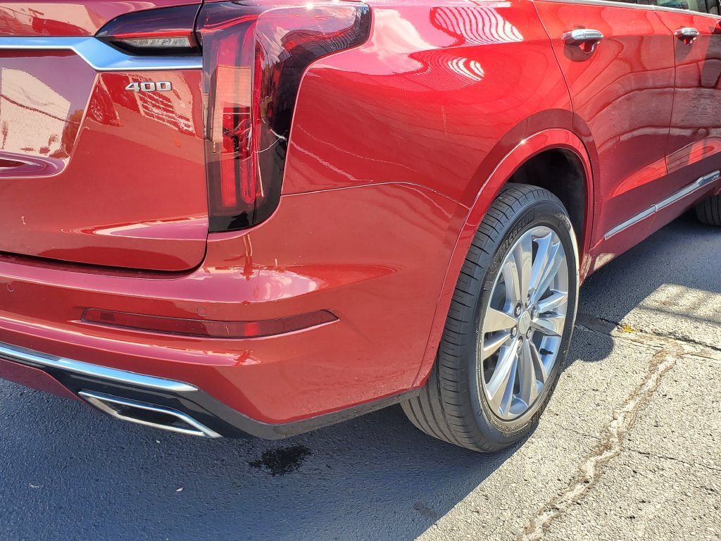 Used 2024 Cadillac XT6 Premium Luxury w/ LPO, Floor Liner Package AWD/4WD image 12