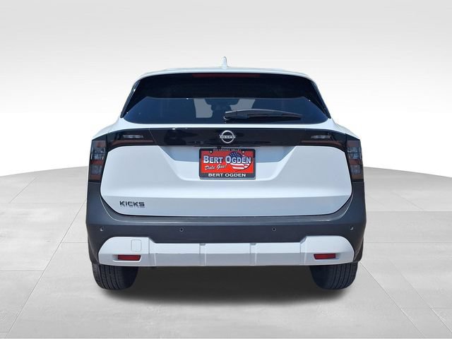 Certified 2025 Nissan Kicks SV FWD image 7