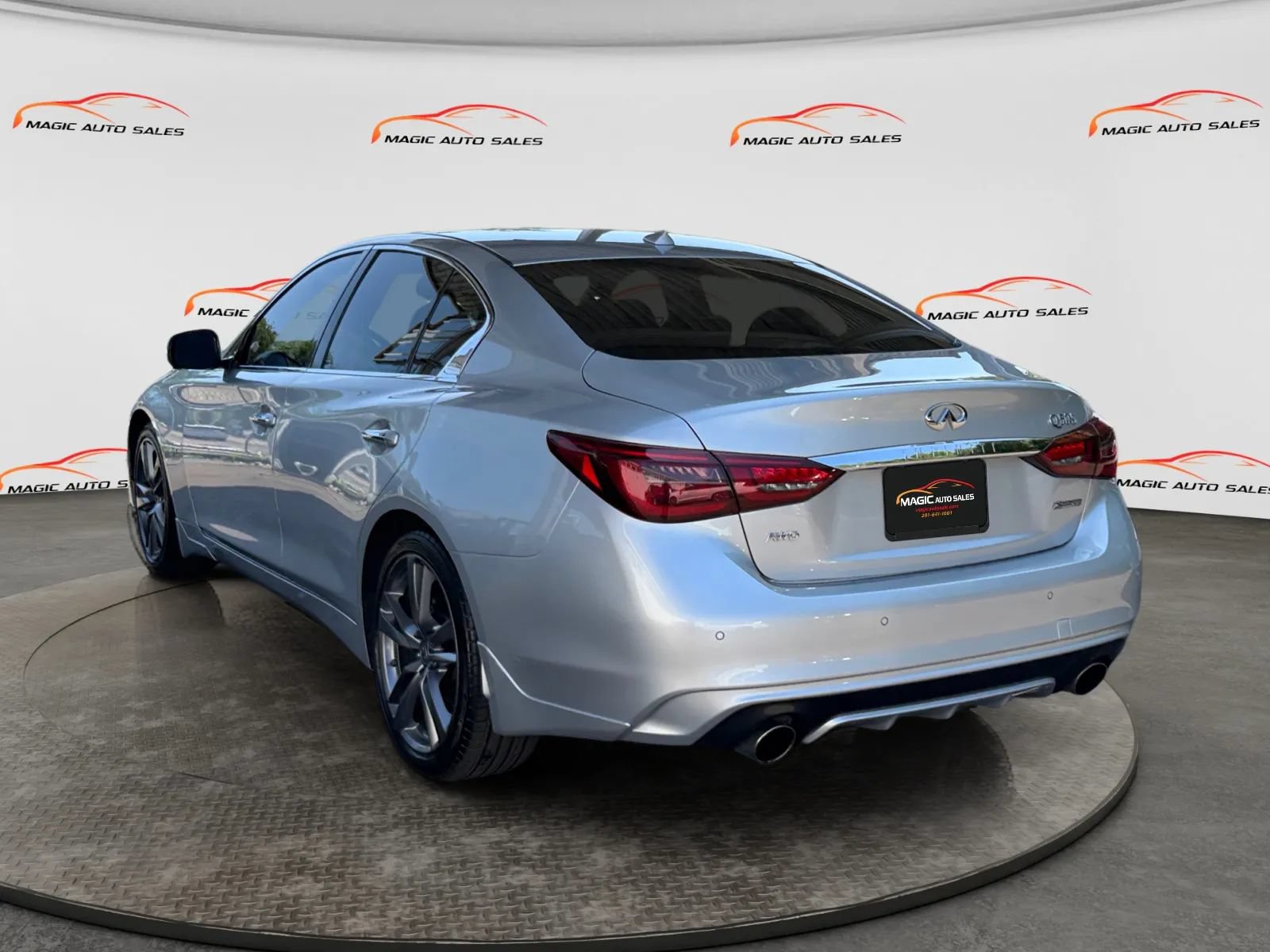 Used 2019 INFINITI Q50 Signature Edition AWD/4WD image 8