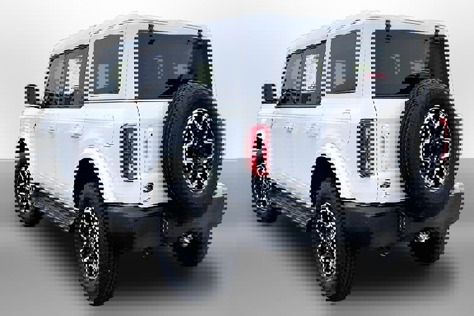 Used 2025 Ford Bronco Outer Banks image 9