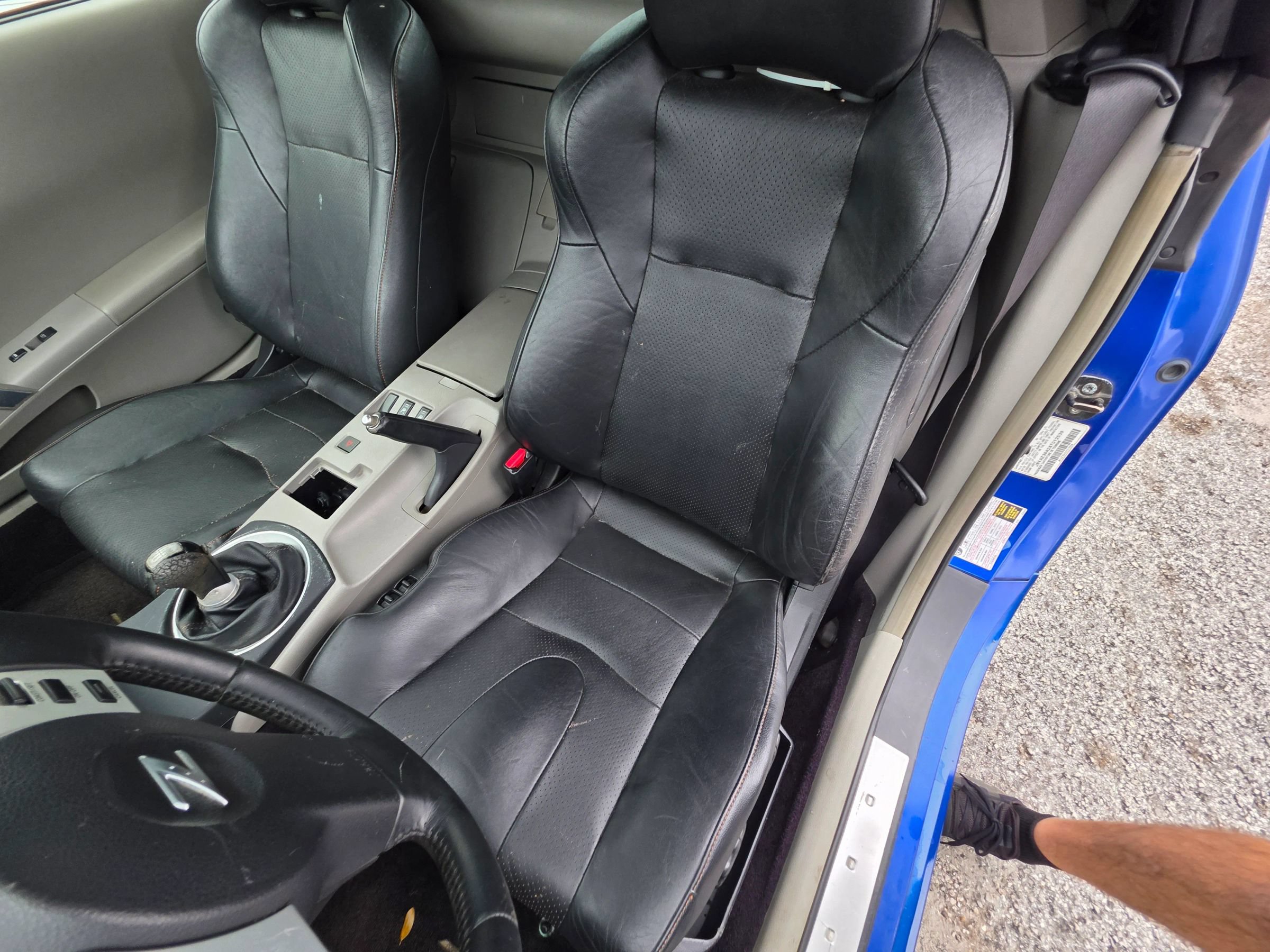 Used 2004 Nissan 350Z Touring RWD image 11