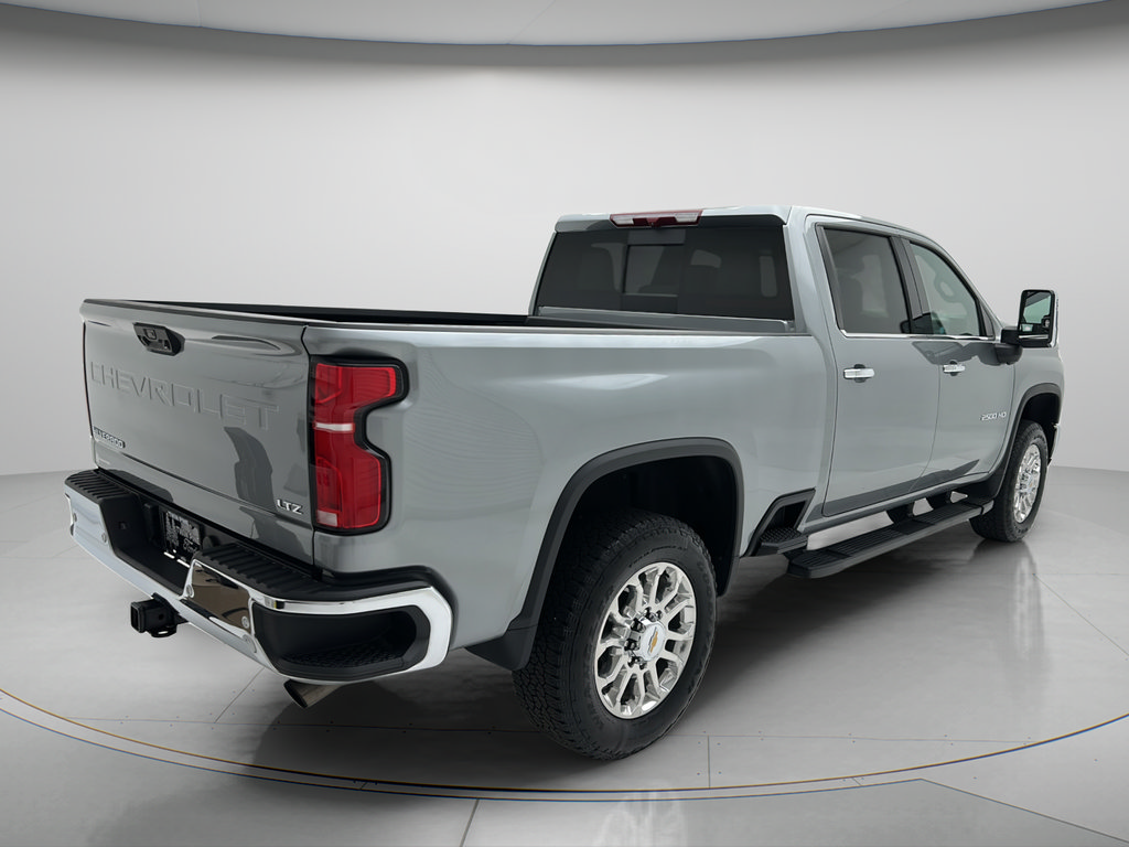 Used 2025 Chevrolet Silverado 2500 LTZ w/ LTZ Plus Package AWD/4WD image 8
