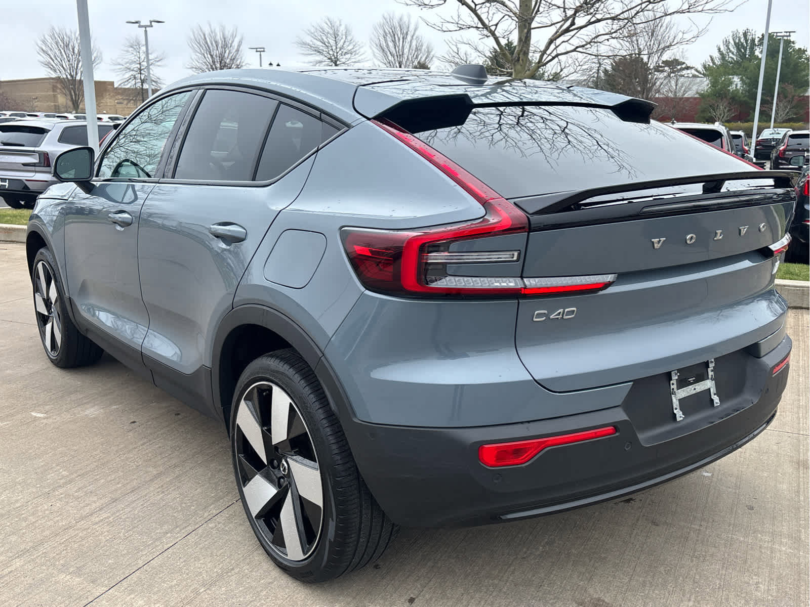 Used 2023 Volvo C40 P8 Recharge Ultimate AWD/4WD image 4