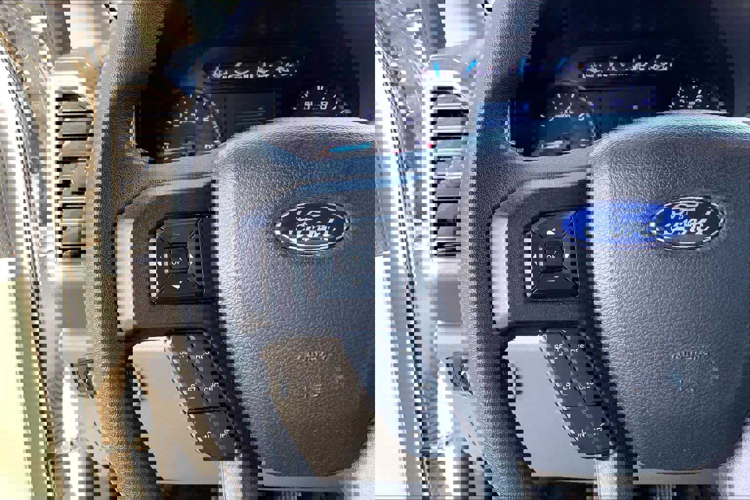 Used 2022 Ford F250 XL w/ Power Equipment Group image 24