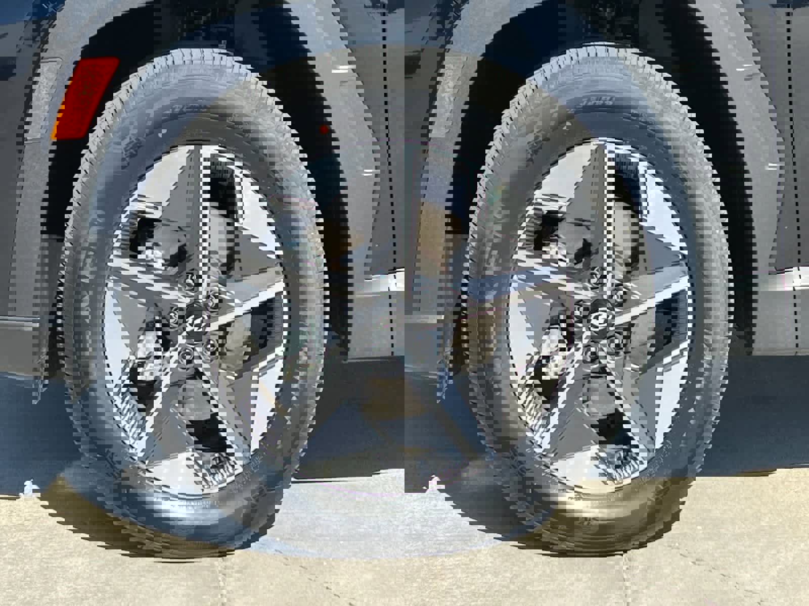 Certified 2025 Hyundai Tucson SEL image 27