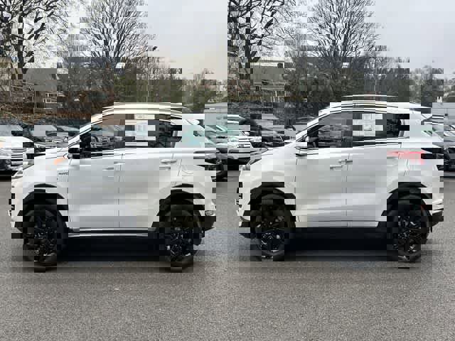 Used 2019 Kia Sportage EX w/ EX Sport Appearance Package image 2