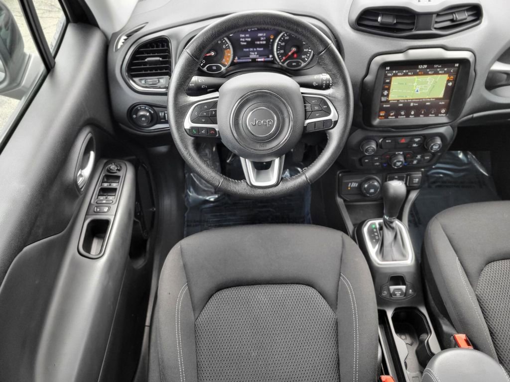 Used 2023 Jeep Renegade Altitude w/ Convenience Group I image 11