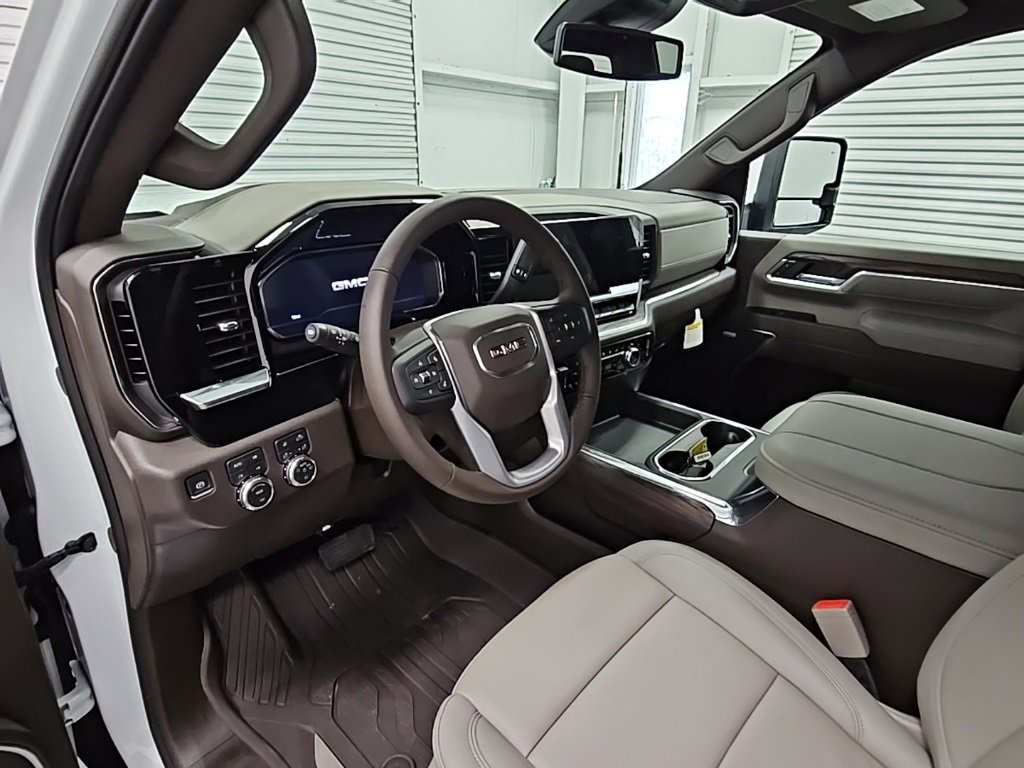 New 2025 GMC Sierra 2500 SLT image 11
