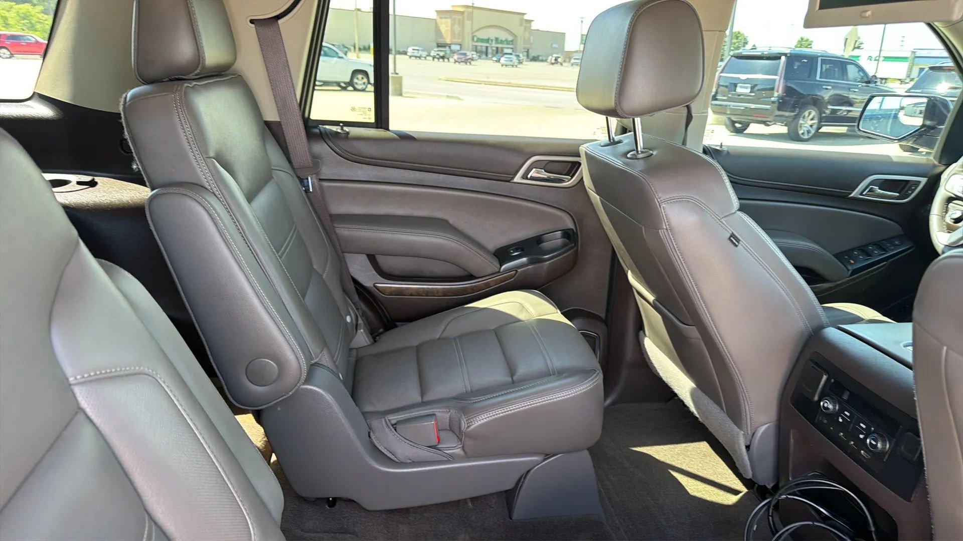 Used 2018 GMC Yukon Denali w/ Denali Ultimate Package AWD/4WD image 88