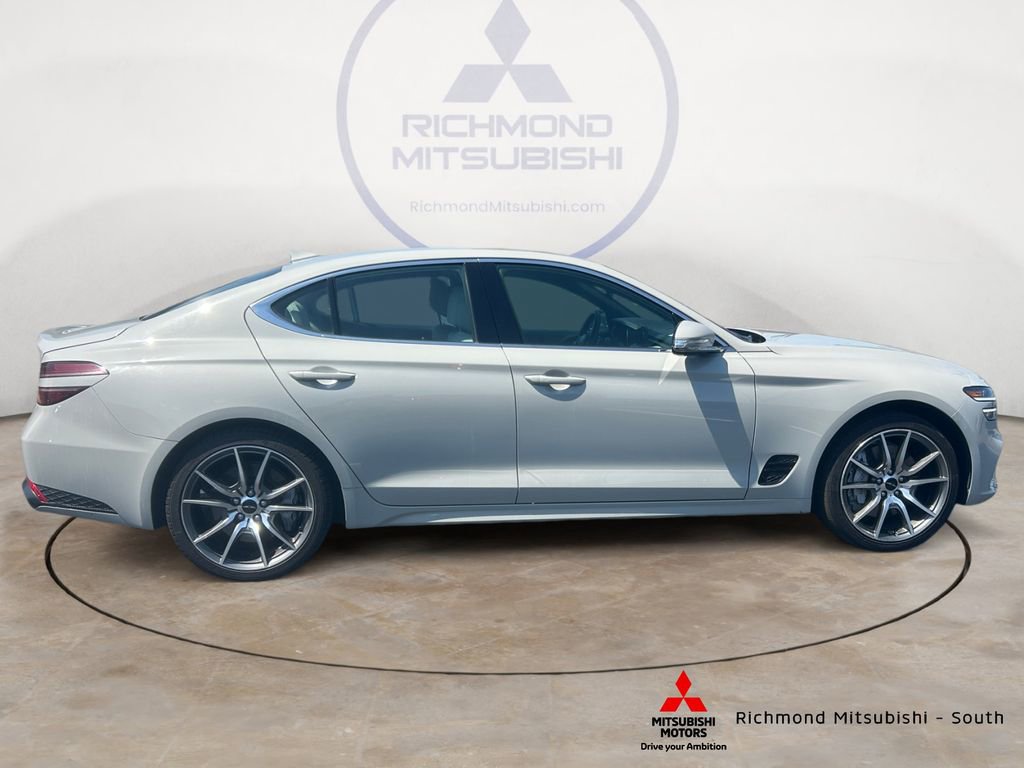 Used 2025 Genesis G70 2.5T AWD/4WD image 2