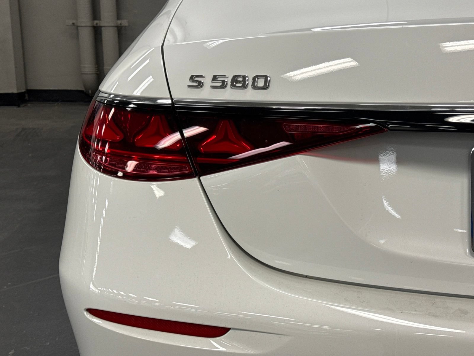 New 2027 Mercedes-Benz S 580 4MATIC Sedan image 11