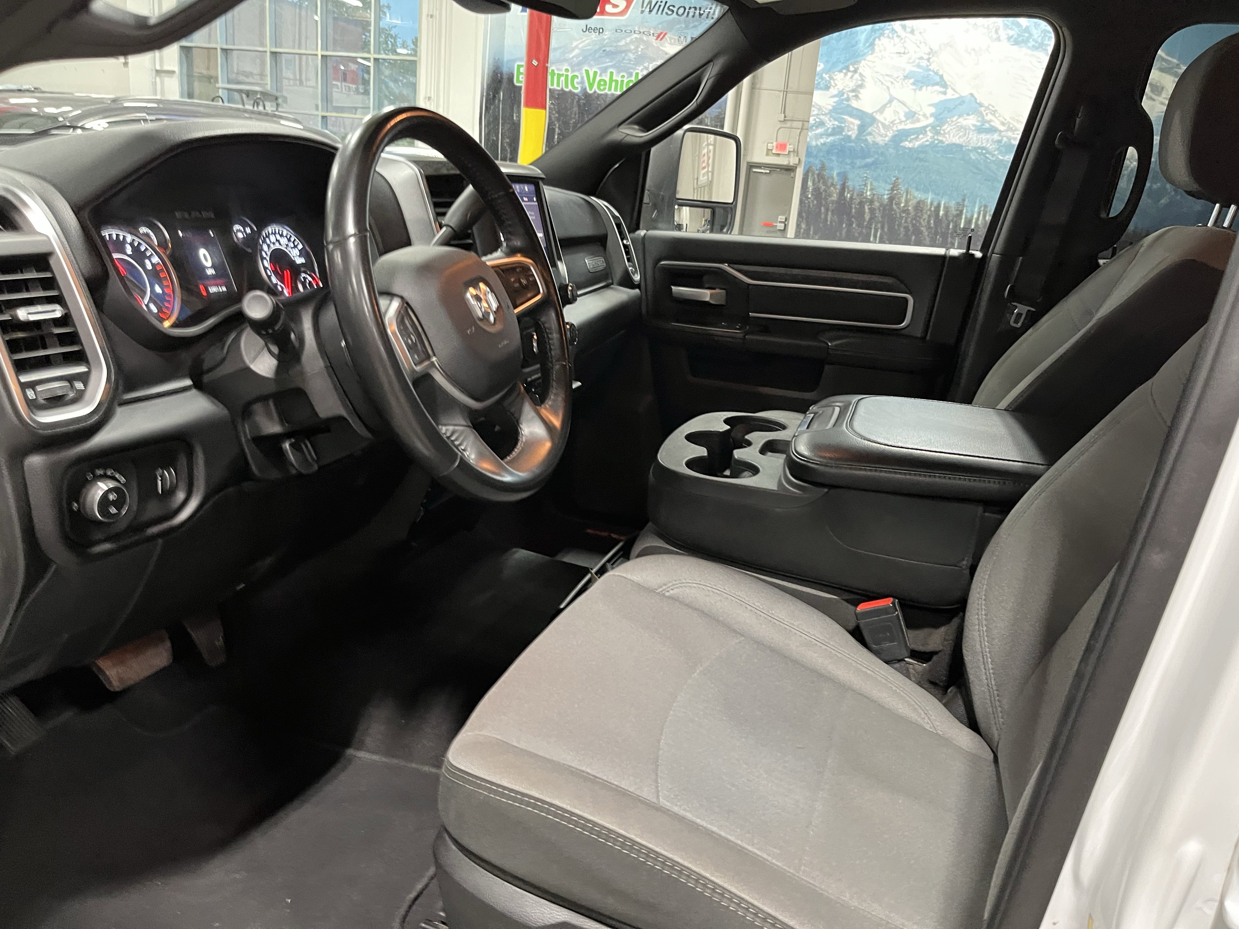 Used 2024 RAM 2500 Big Horn image 11