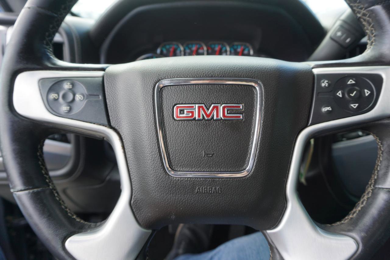 Used 2017 GMC Sierra 2500 SLE w/ HD SLE Preferred Plus Package AWD/4WD image 7
