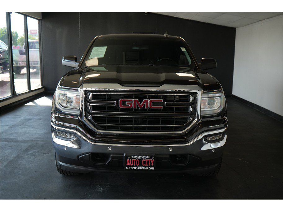 Used 2018 GMC Sierra 1500 SLE w/ SLE Preferred Package AWD/4WD image 2