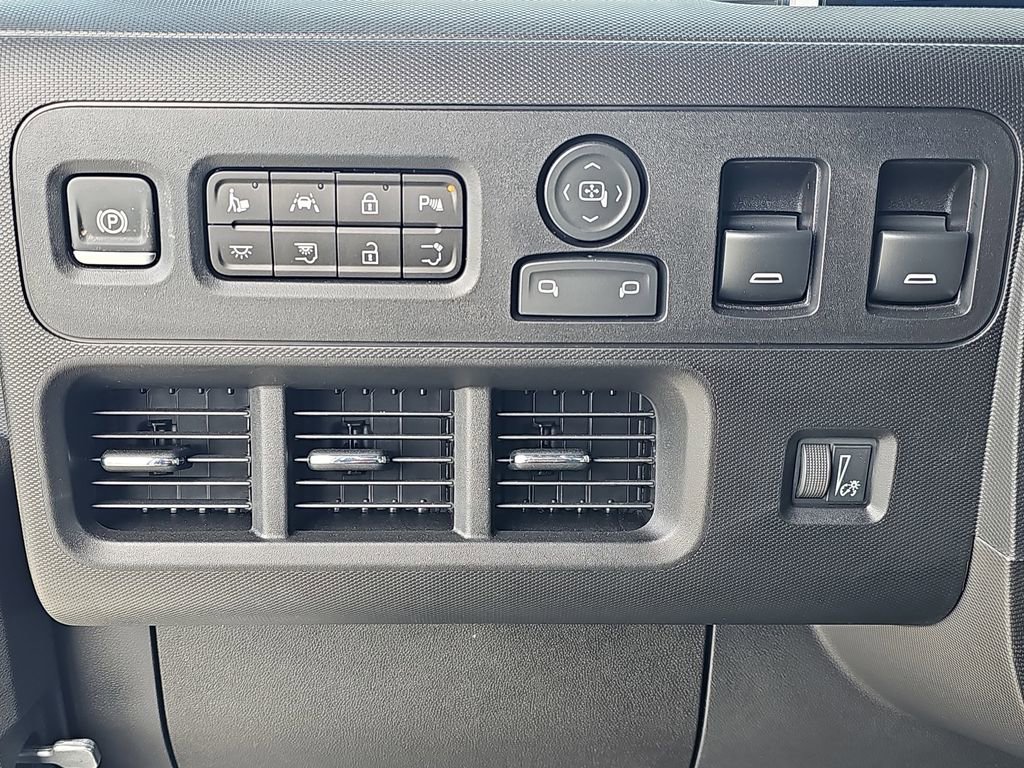 New 2025 Chevrolet Brightdrop 400 image 23