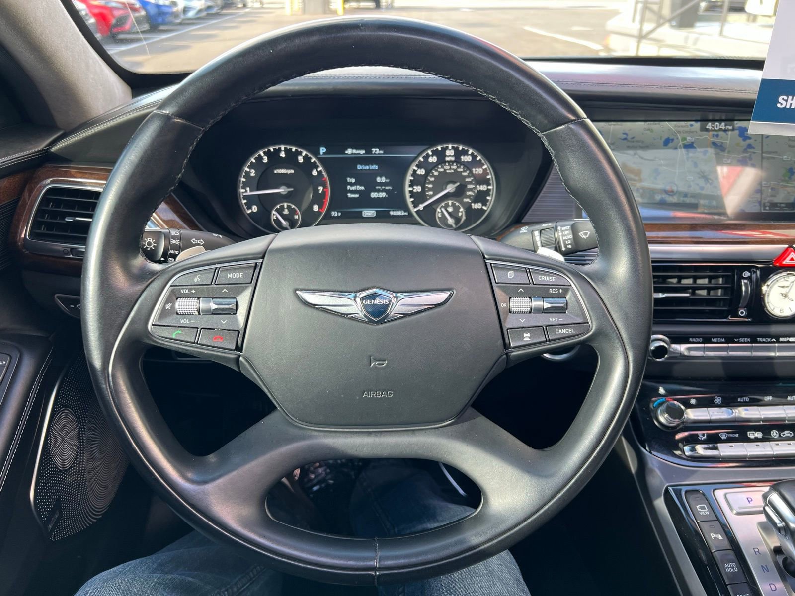 Used 2018 Genesis G90 5.0 Ultimate RWD image 32