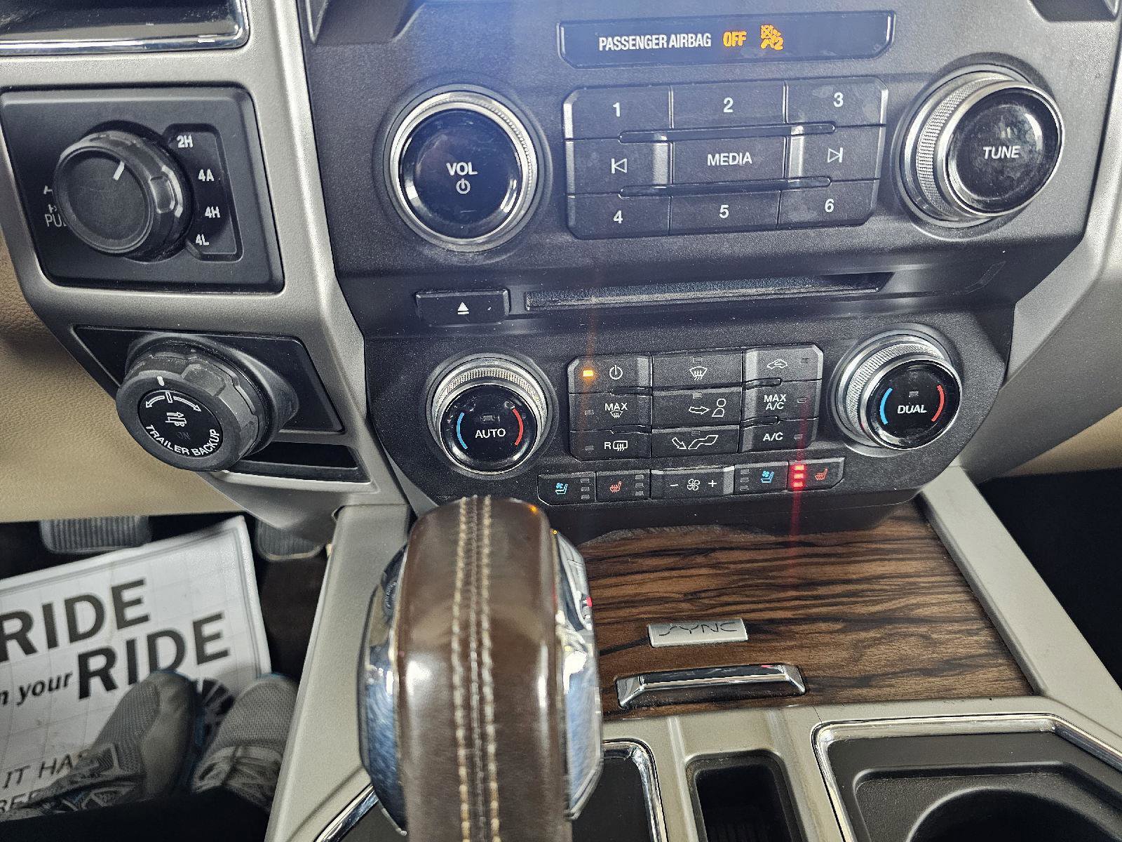 Used 2018 Ford F150 Lariat w/ Equipment Group 502A Luxury image 26