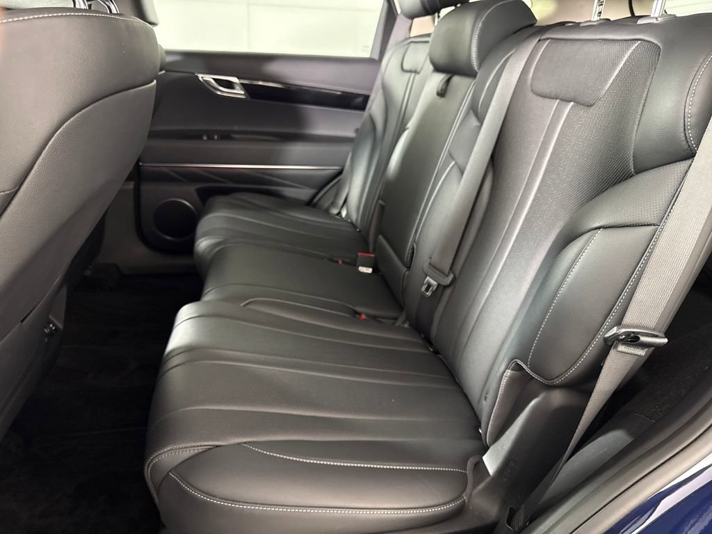 Certified 2025 Genesis GV80 2.5T Standard image 16