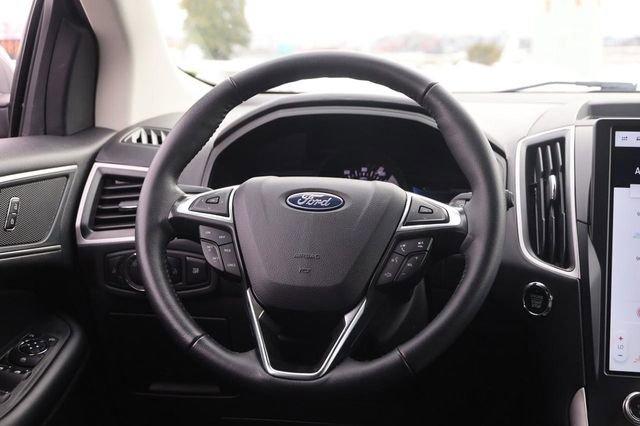 Used 2024 Ford Edge SEL image 21