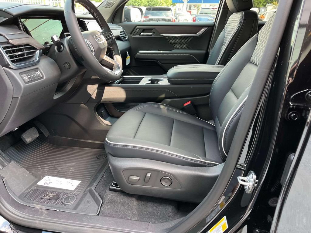 New 2027 GMC Acadia Denali w/ LPO, Floor Liner Package AWD/4WD image 24