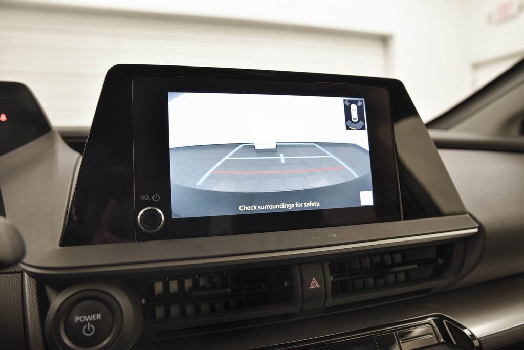 Used 2023 Toyota Prius LE image 19