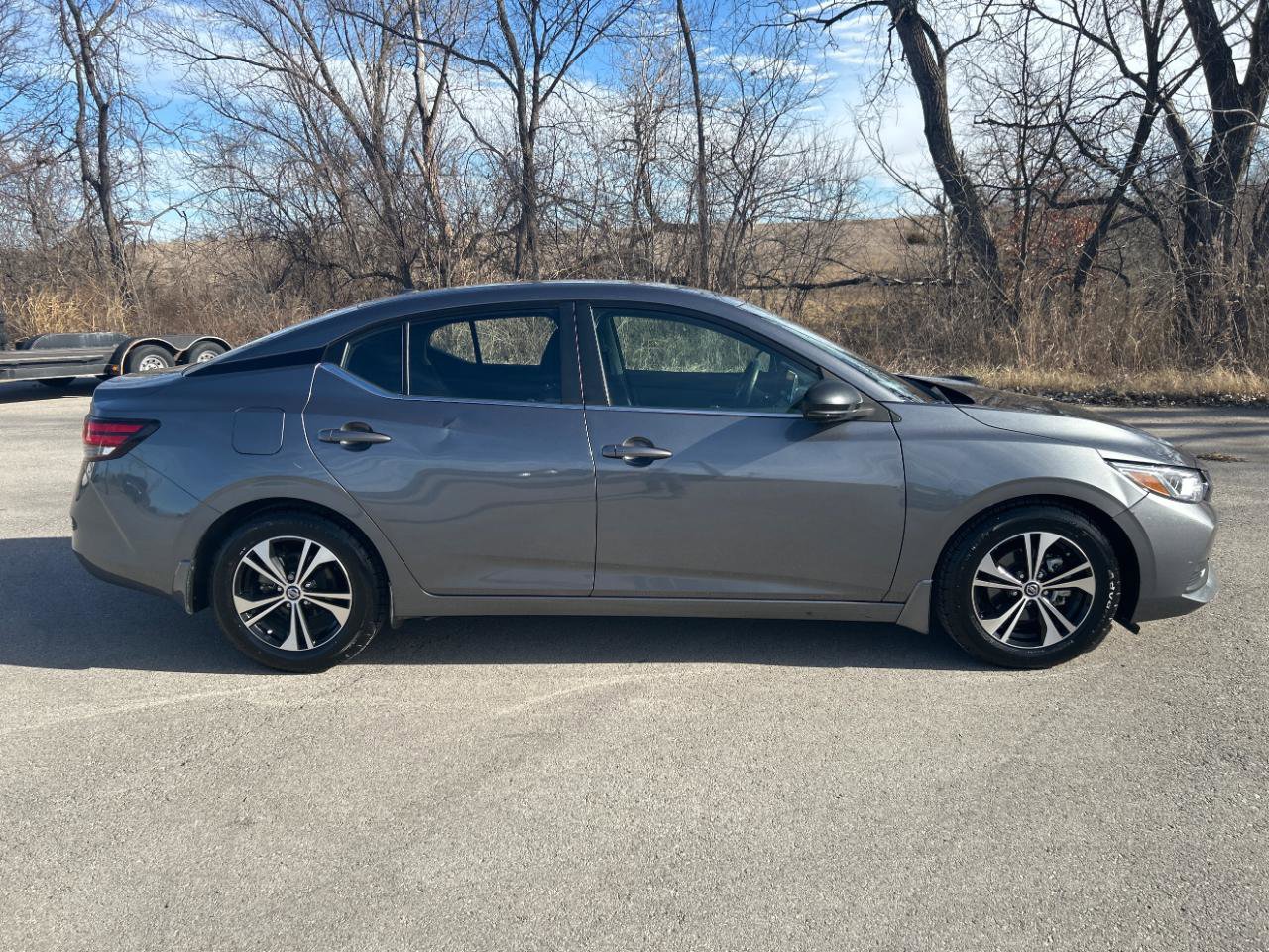 Used 2022 Nissan Sentra SV FWD image 4