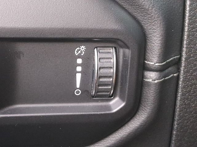 Used 2024 Jeep Wrangler Unlimited Rubicon w/ Technology Group image 24