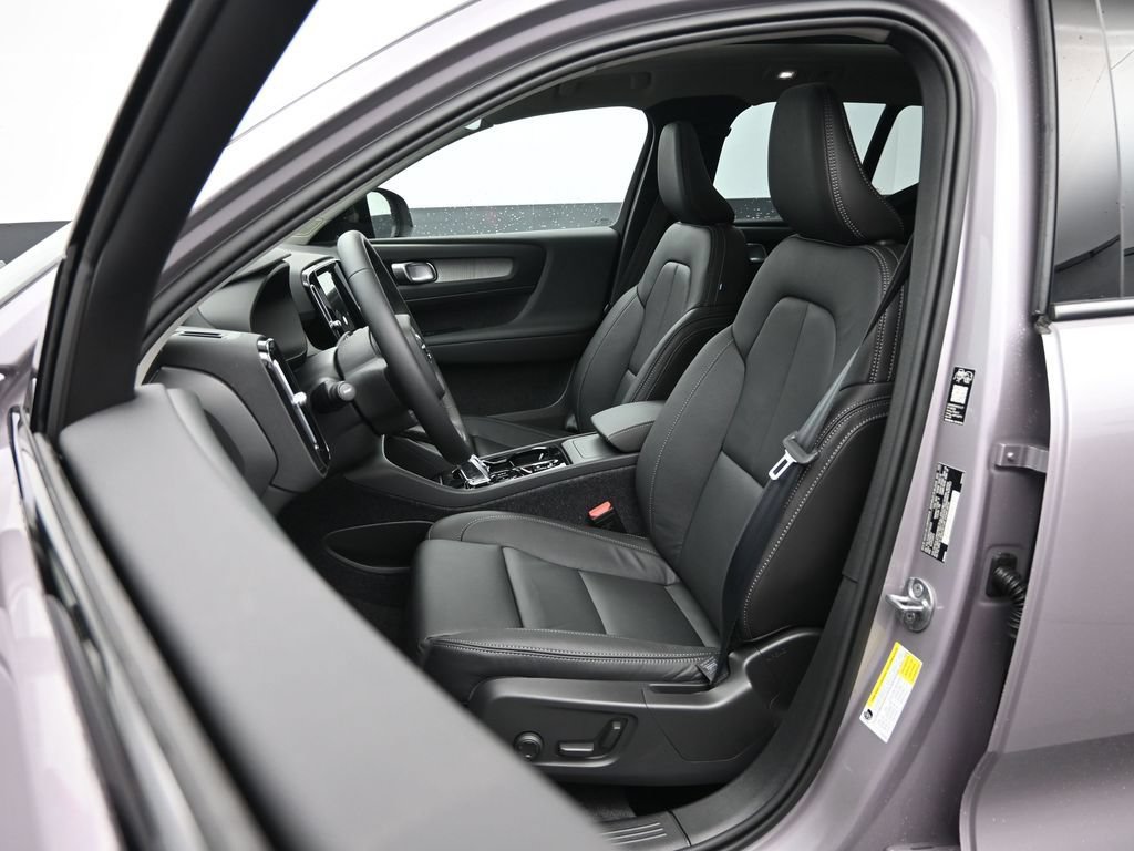 New 2026 Volvo XC40 B5 Ultra w/ Protection Package Premier AWD/4WD image 20