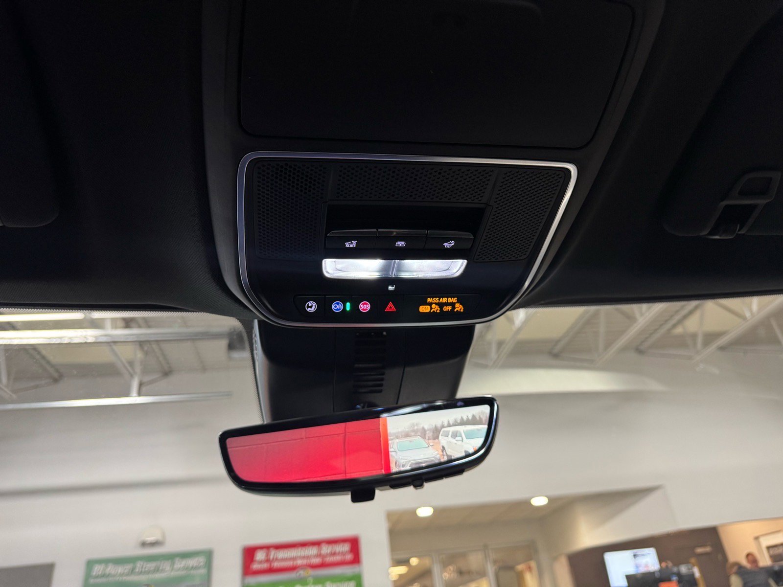 Used 2026 Buick Enclave Avenir w/ Super Cruise Package image 25