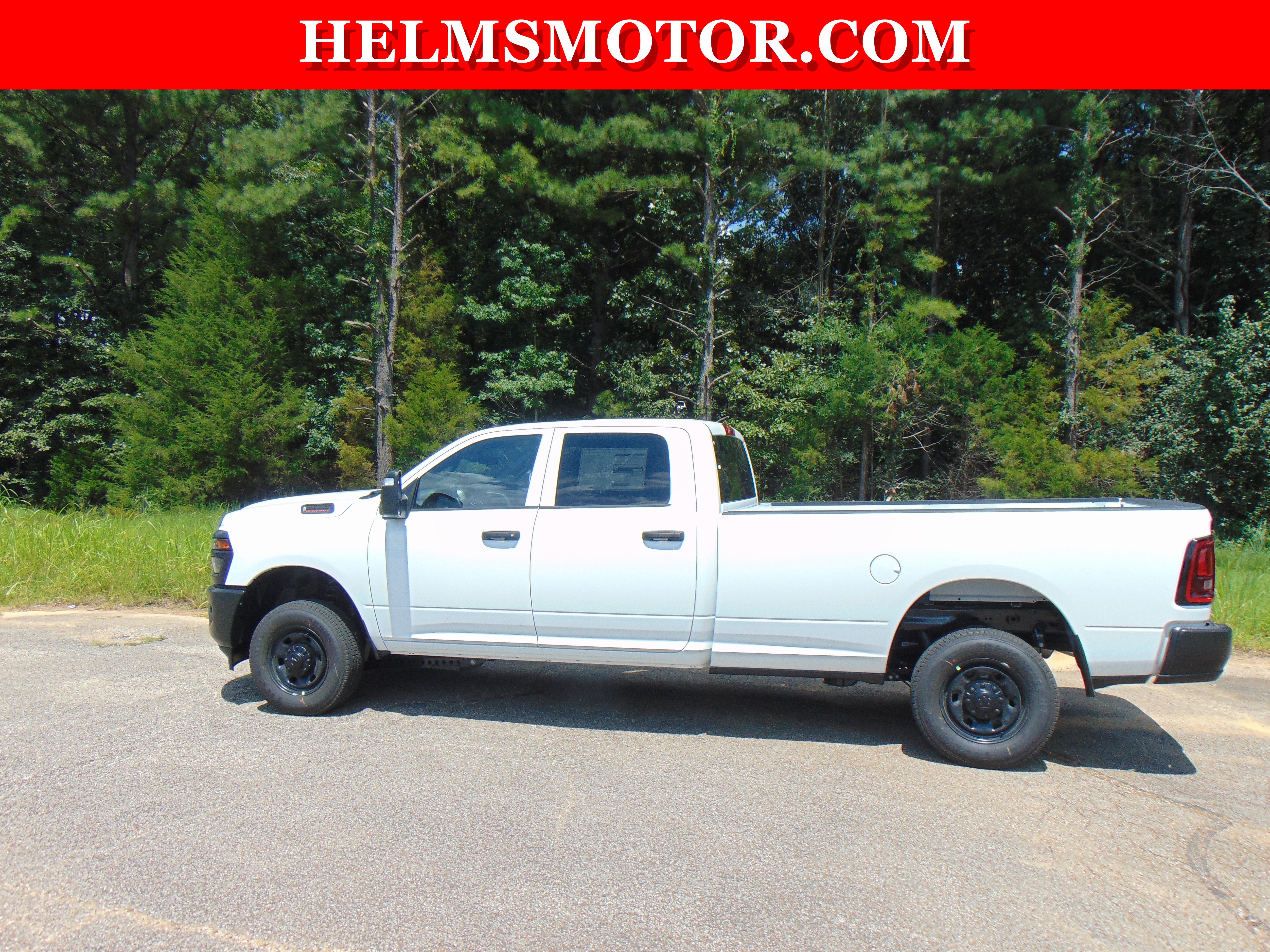 New 2026 RAM 2500 Tradesman AWD/4WD image 3