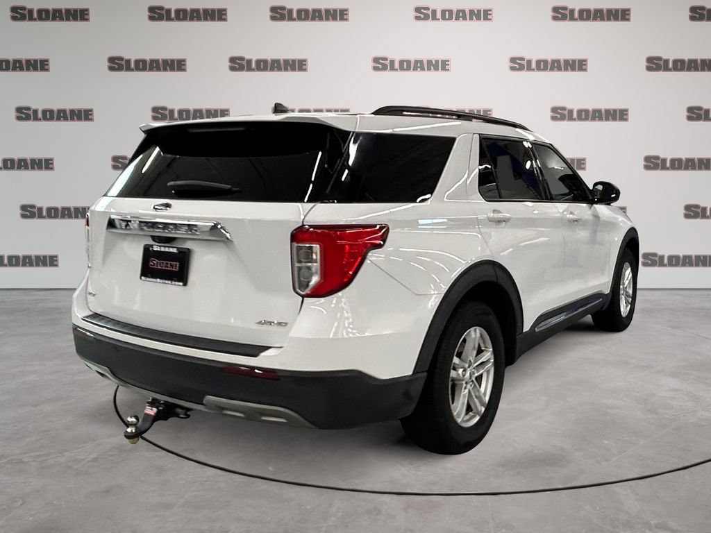 Used 2021 Ford Explorer XLT w/ Equipment Group 202A AWD/4WD image 5