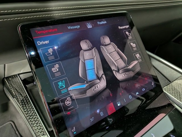 Used 2025 Cadillac Escalade V w/ LPO, ONYX Package image 14