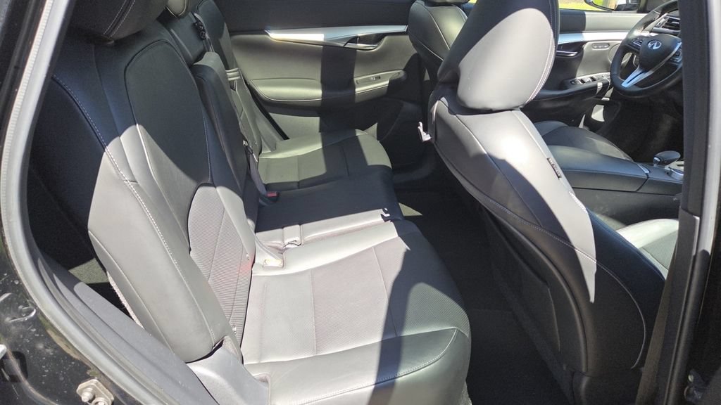Used 2019 INFINITI QX50 Essential w/ Proactive Package AWD/4WD image 12