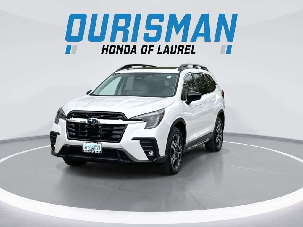 Used 2024 Subaru Ascent Limited w/ Technology Package image 4