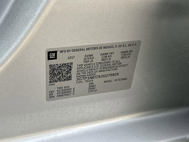 Used 2018 GMC Sierra 1500 SLT w/ Enhanced Driver Alert Package image 32