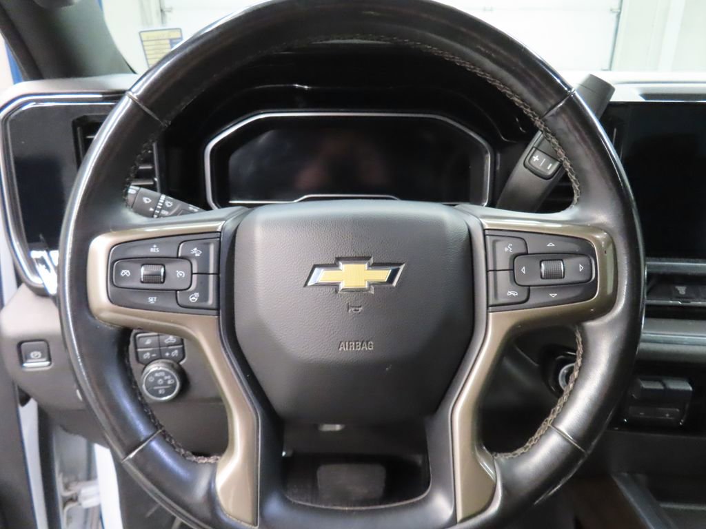 Used 2024 Chevrolet Silverado 2500 High Country w/ High Country Premium Package image 52