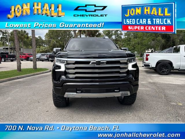 Used 2025 Chevrolet Silverado 1500 High Country w/ High Country Premium Package AWD/4WD image 16